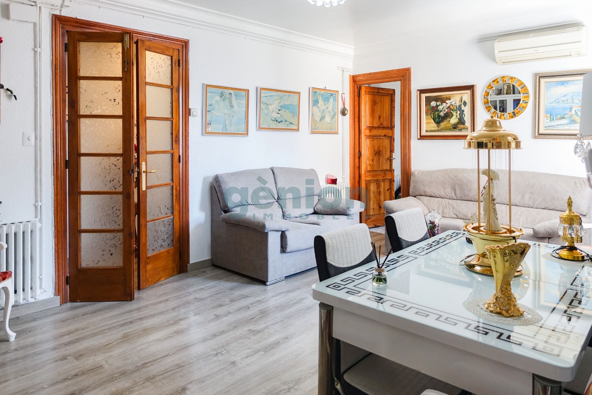 Living room of Flat for sale in Girona Capital  with Heating and Storage room