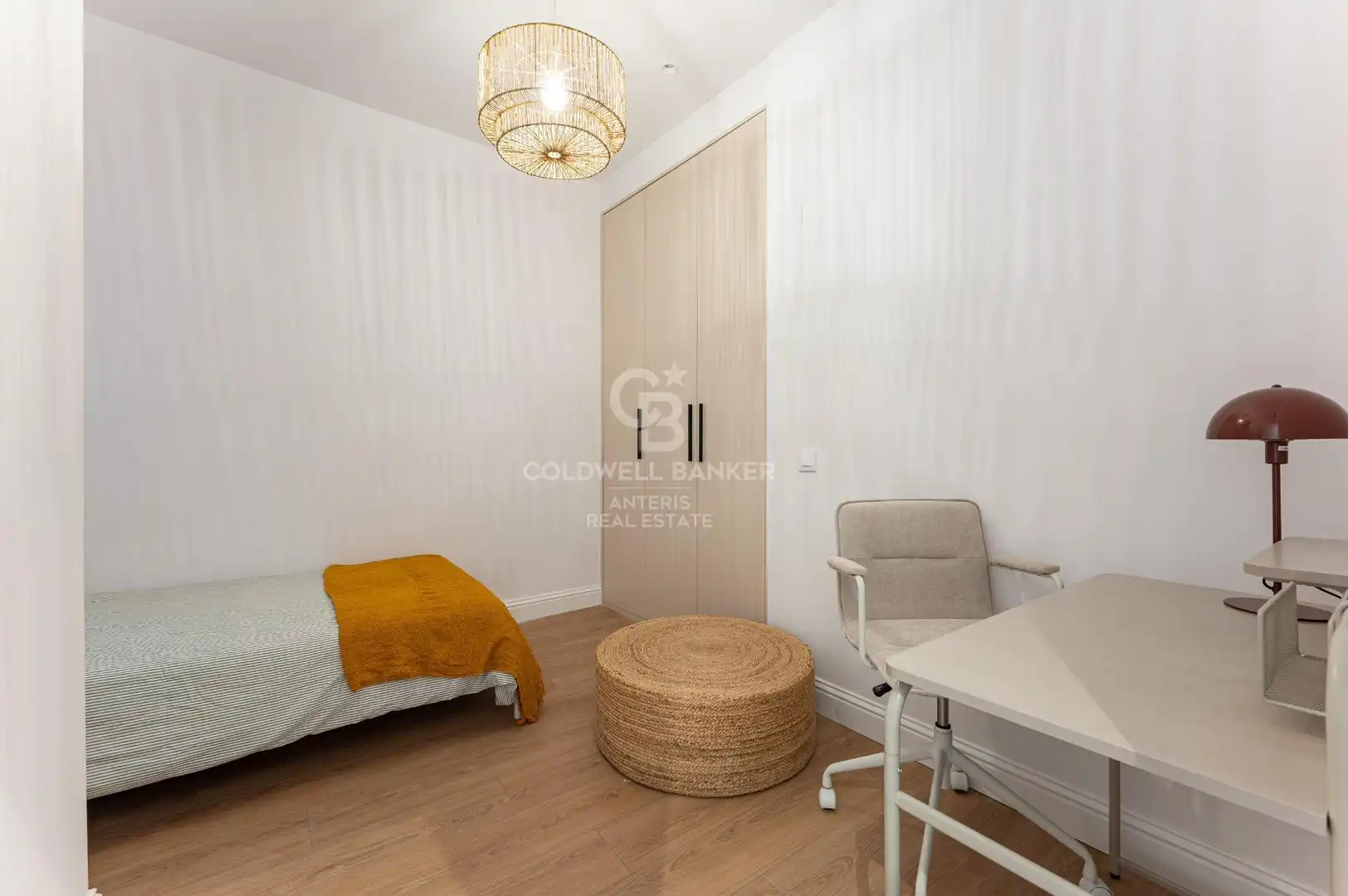 Schlafzimmer von Wohnung zum Verkauf in Barcelona mit Klimaanlage, Heizung und Parkett