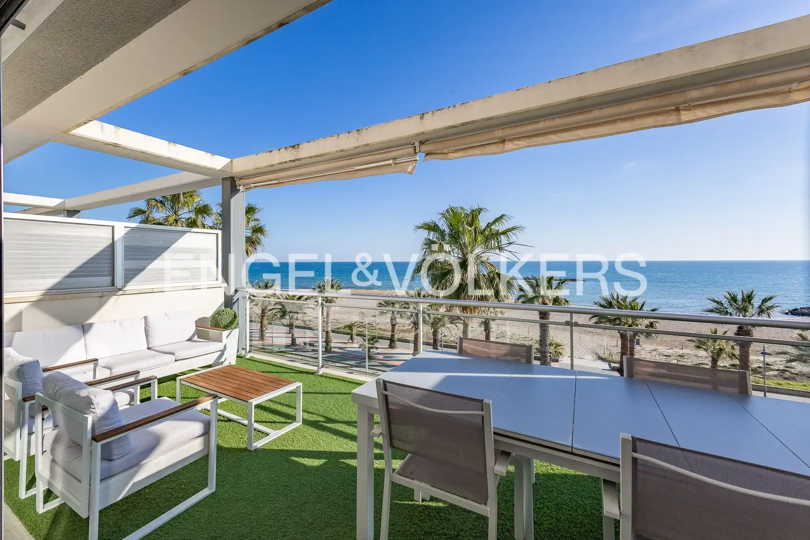 Terrace of Attic for sale in Cubelles  with Air Conditioner, Heating and Private garden