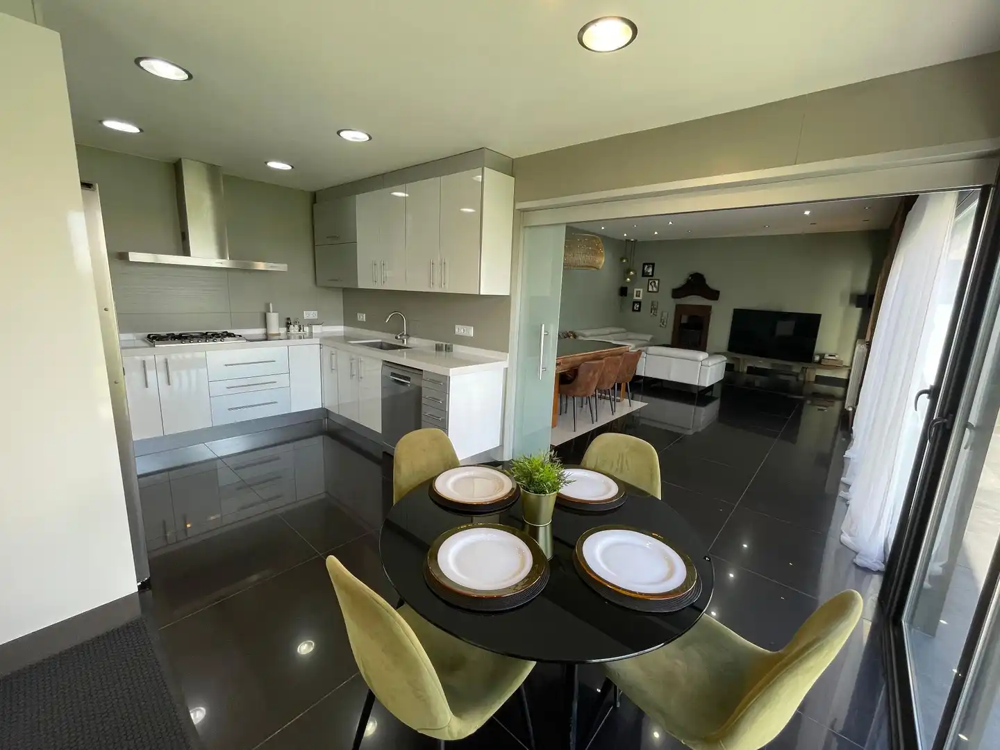 Cocina de Casa o chalet en venta en Fogars de la Selva con Aire acondicionado, Calefacción y Jardín privado
