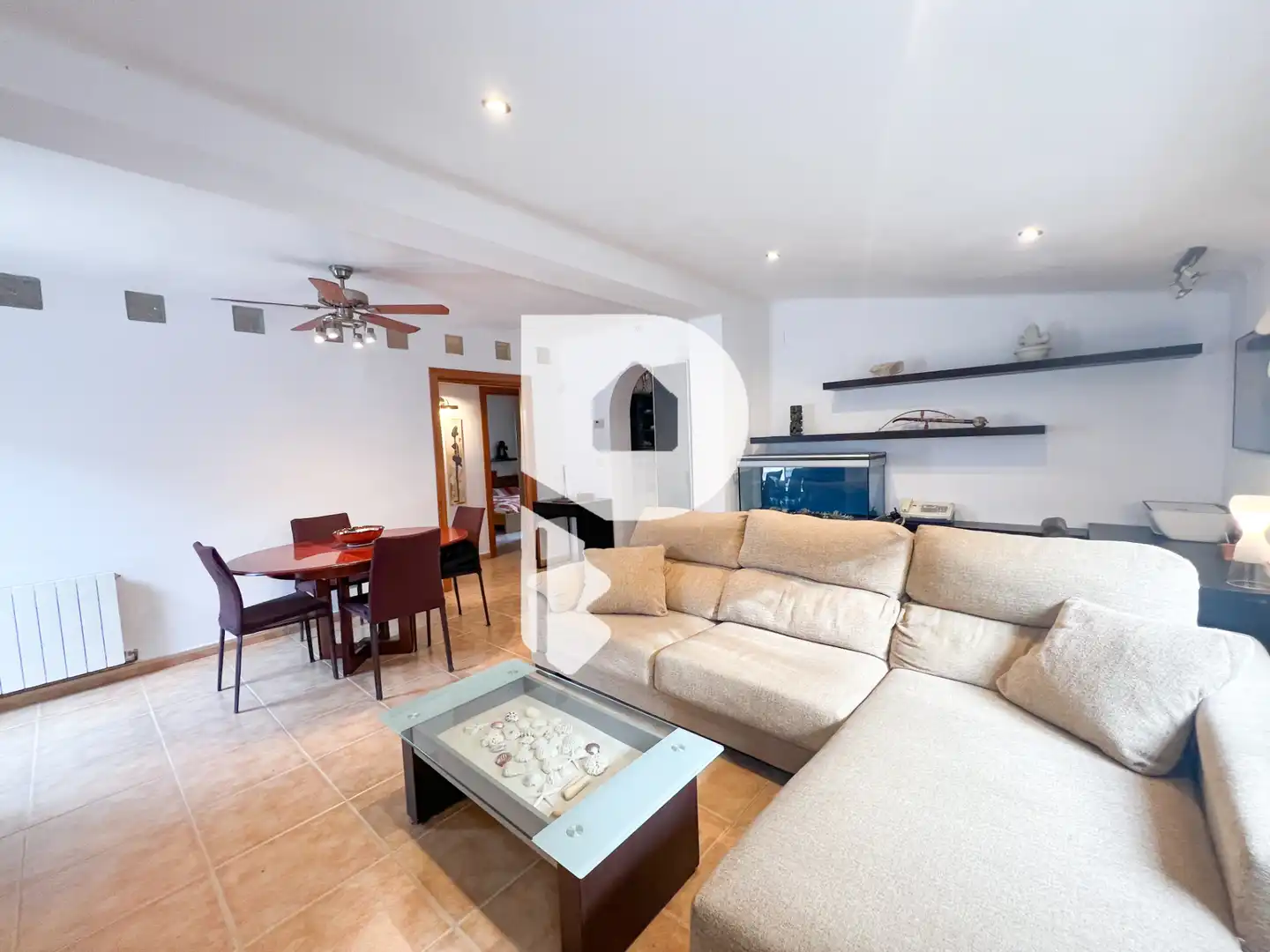 Sala de estar de Casa o chalet en venta en Esparreguera con Aire acondicionado, Calefacción y Jardín privado