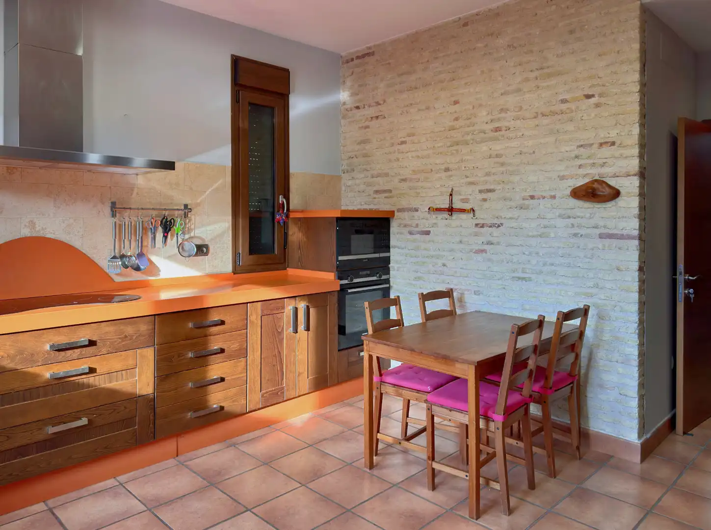 Cocina de Casa o chalet en venta en Carmona con Aire acondicionado, Calefacción y Jardín privado