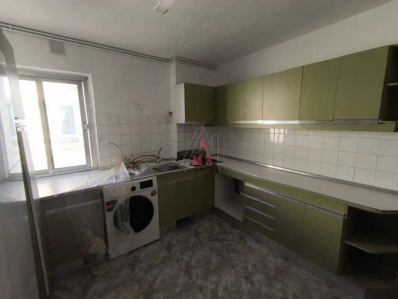 Kitchen of Flat for rent in León Capital   with Heating, Terrace and Storage room