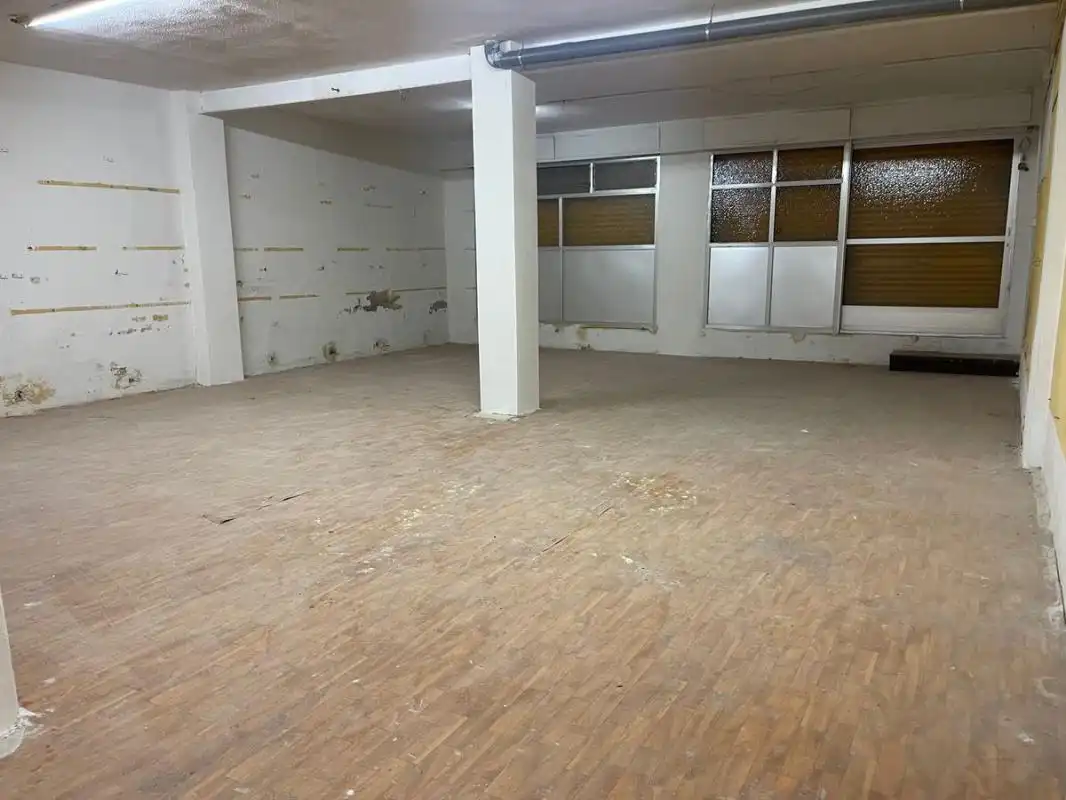 Local commercial à vendre à C. Villajoyosa, imagen 4