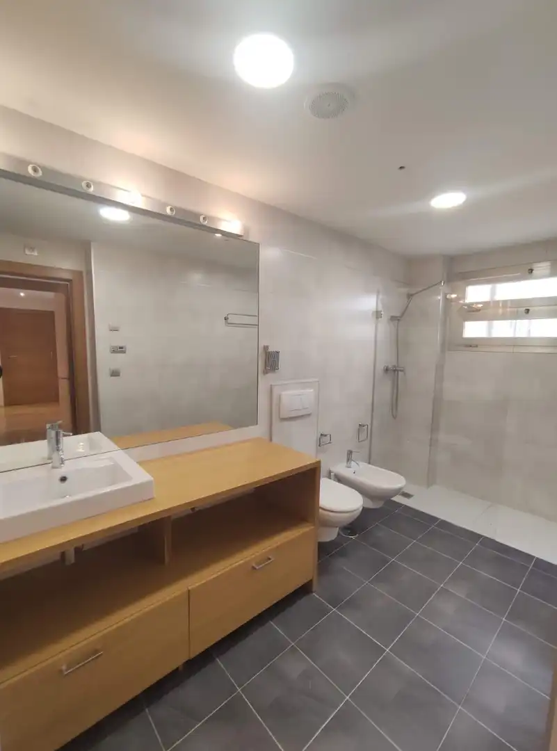 Baño de Piso en venta en Elche / Elx con Aire acondicionado y Calefacción