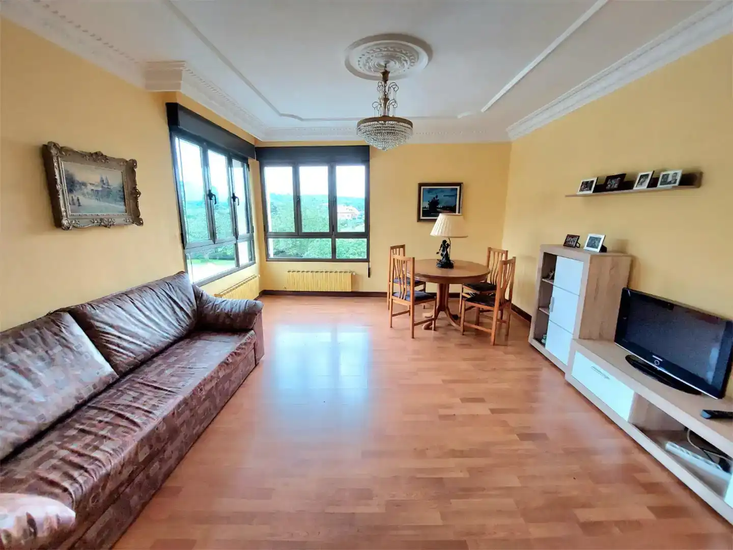 Sala de estar de Casa o chalet en venta en Gijón  con Piscina