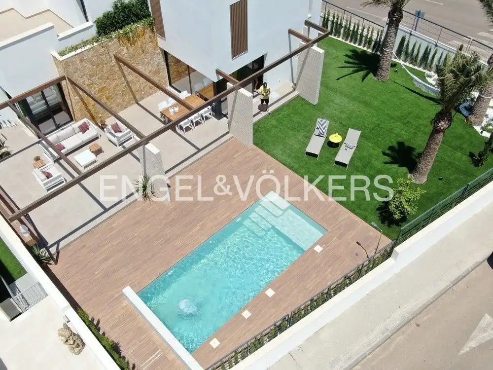 Schwimmbecken von Country house zum Verkauf in Orihuela mit Klimaanlage, Heizung und Privatgarten