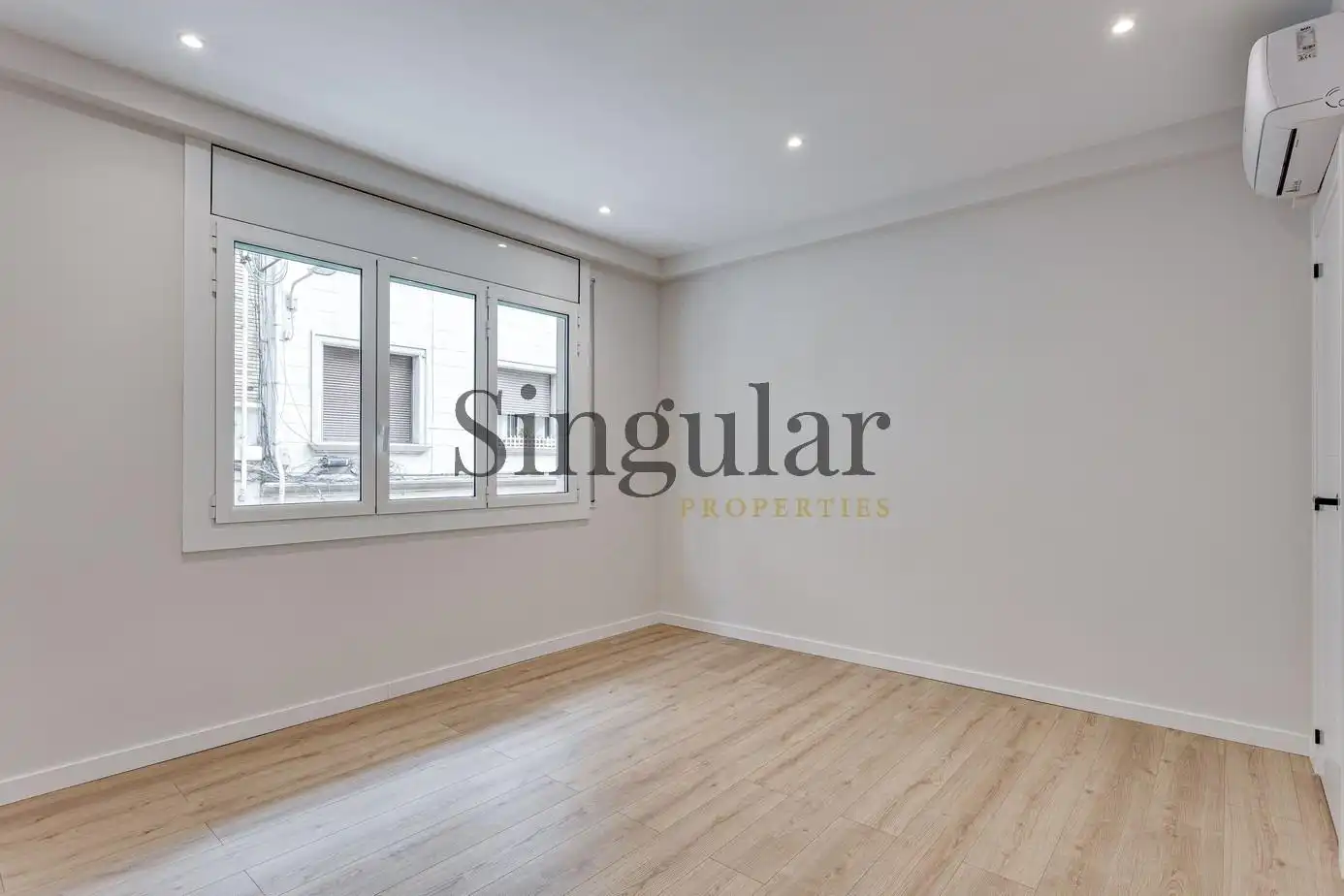 Habitación de Piso en venta en Barcelona con Aire acondicionado, Calefacción y Parquet
