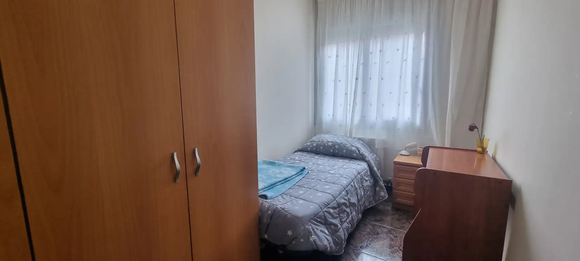Schlafzimmer von Haus oder Chalet zum Verkauf in Badalona mit Klimaanlage, Heizung und Terrasse