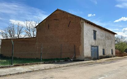 Vista exterior de Casa o xalet en venda en Valdevimbre