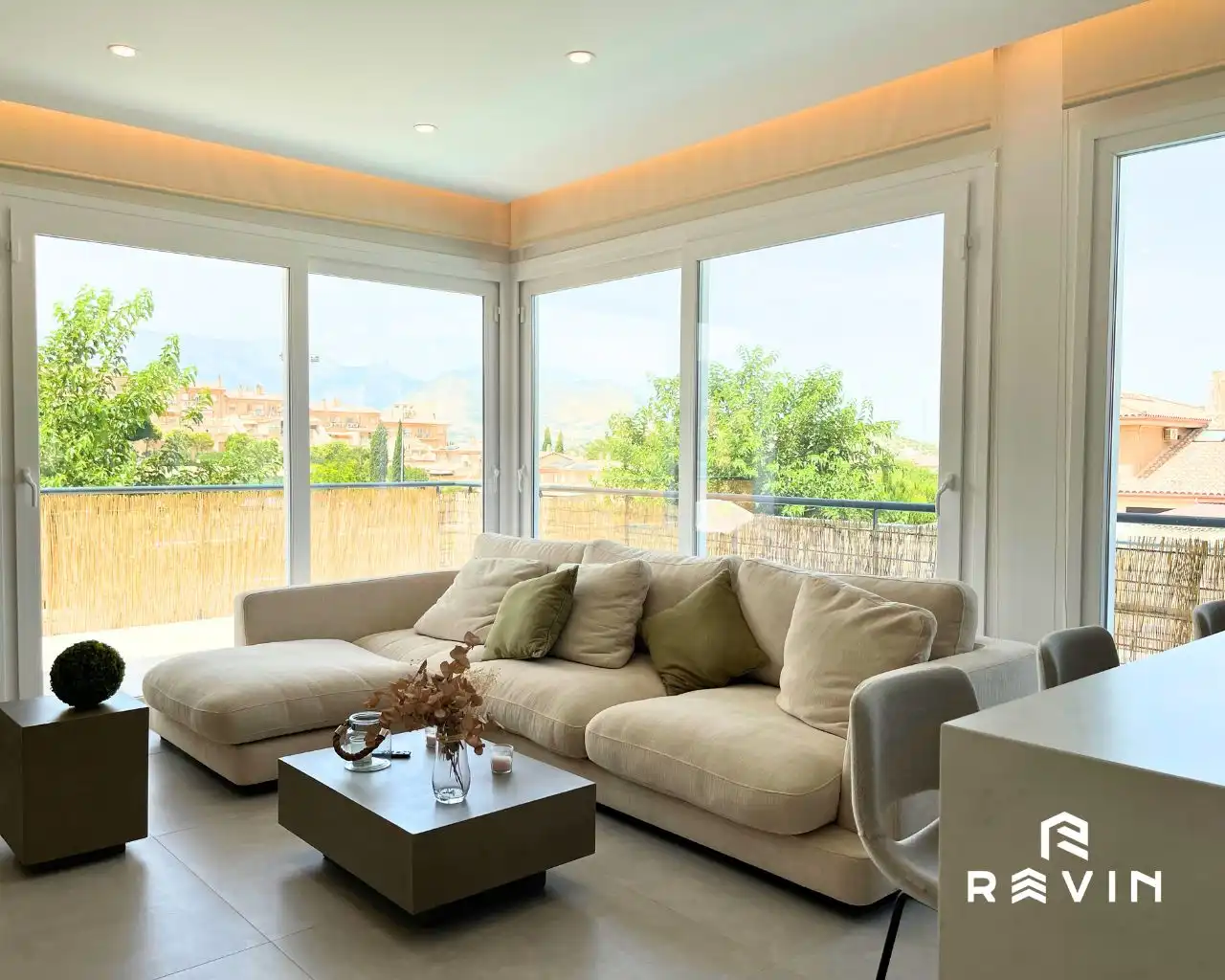 Sala de estar de Casa o chalet en venta en La Guardia de Jaén con Aire acondicionado, Calefacción y Jardín privado