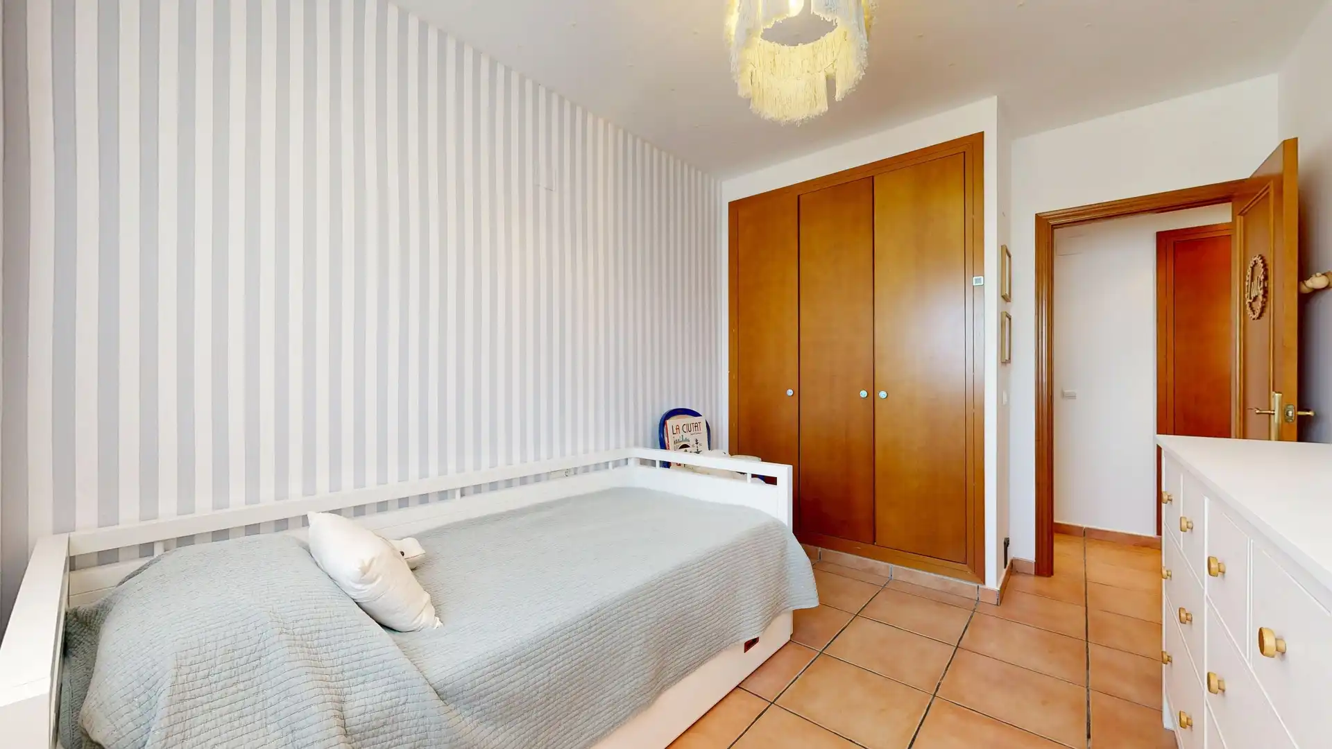 Habitación de Dúplex en venta en Valencia con Calefacción, Jardín privado y Terraza