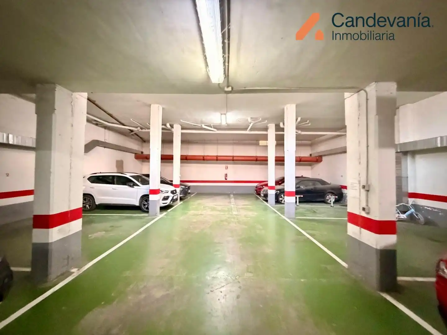 Parking de Piso en venta en Zuera con Calefacción, Terraza y Horno