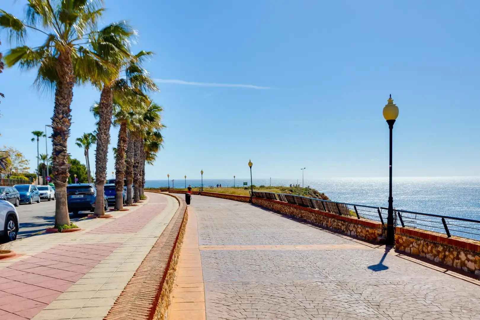 Vista exterior de Piso en venta en Orihuela con Aire acondicionado, Amueblado y Piscina comunitaria