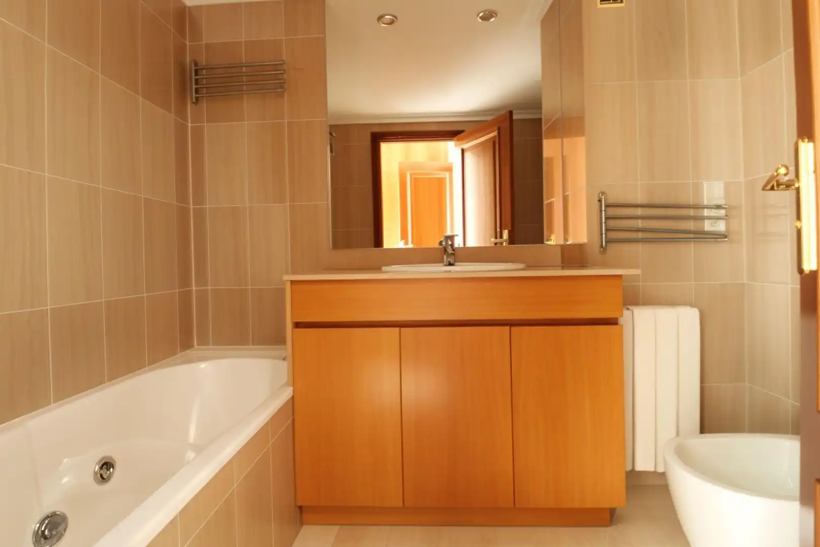 Baño de Piso en venta en  Palma de Mallorca con Aire acondicionado, Calefacción y Balcón