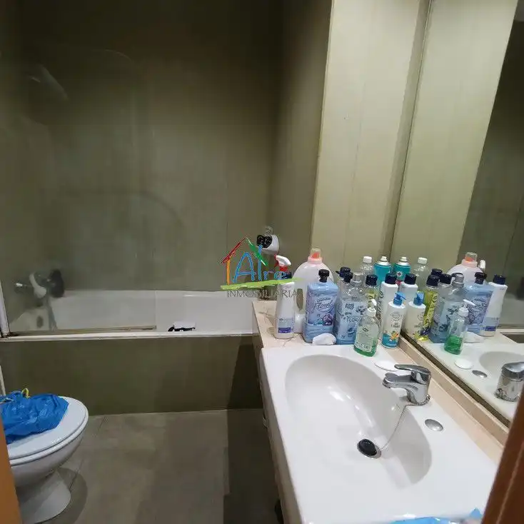 Badezimmer von Wohnung zum Verkauf in Almonte mit Klimaanlage, Terrasse und Möbliert
