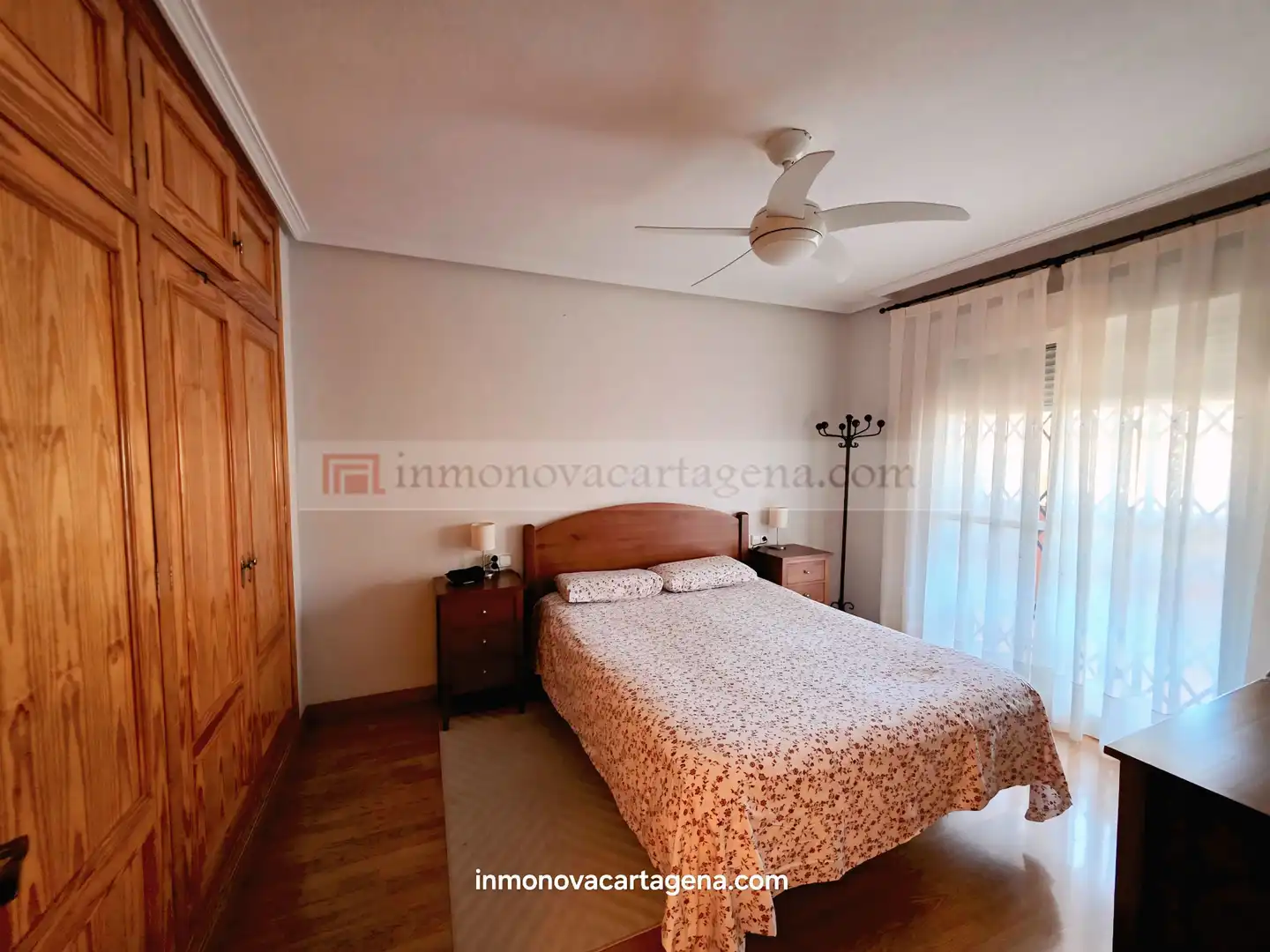 Habitación de Casa adosada en venta en Cartagena