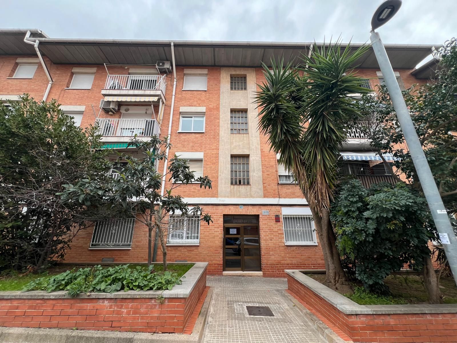 Exterior view of Flat for sale in Terrassa