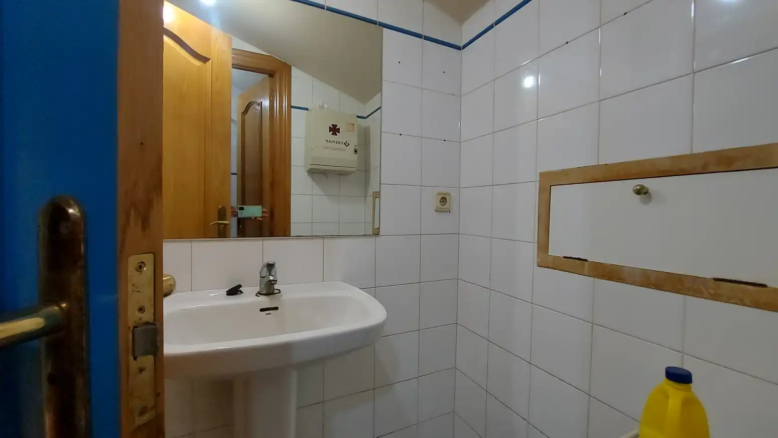 Badezimmer von Geschaftsraum zur Miete in  Logroño