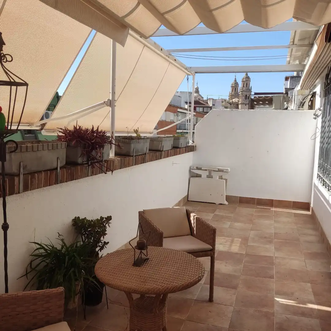Terraza de Ático de alquiler en  Jaén Capital con Aire acondicionado, Calefacción y Terraza