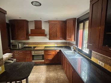 Detached house for sale in BEGOÑA