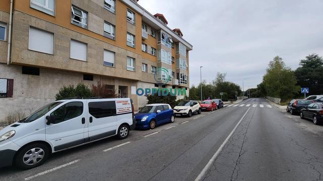 Local comercial en Venta en  AGRELO, 2 en Bertamirans