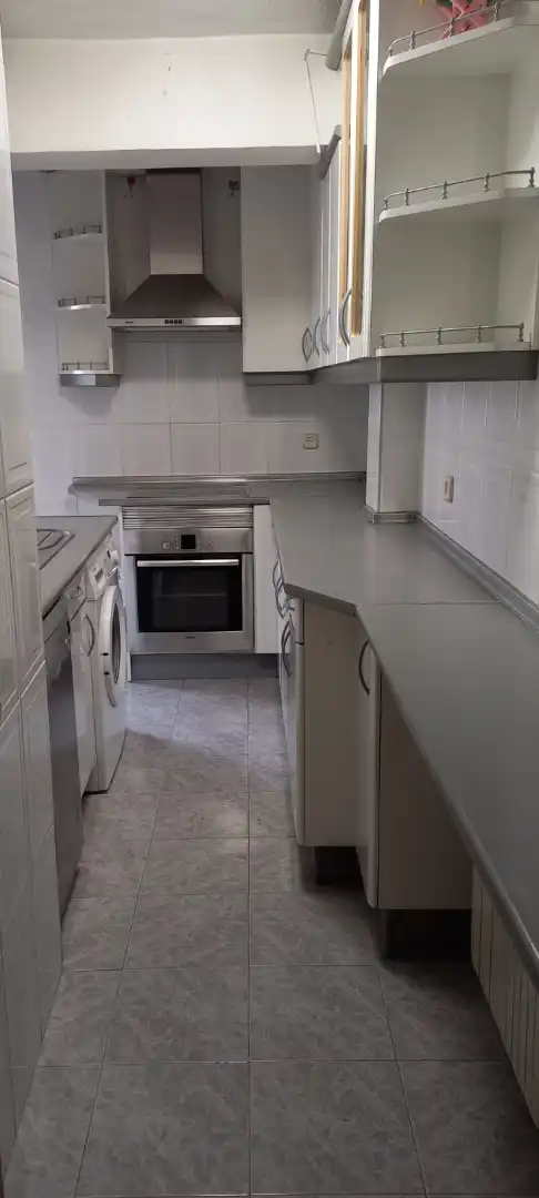 Cuina de Pis en venda en  Madrid Capital amb Calefacció i Terrassa