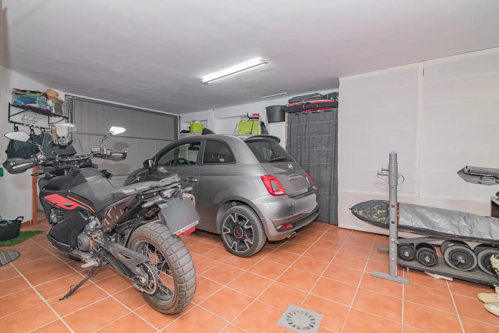 Parking de Casa adosada en venta en Cájar con Aire acondicionado, Calefacción y Terraza