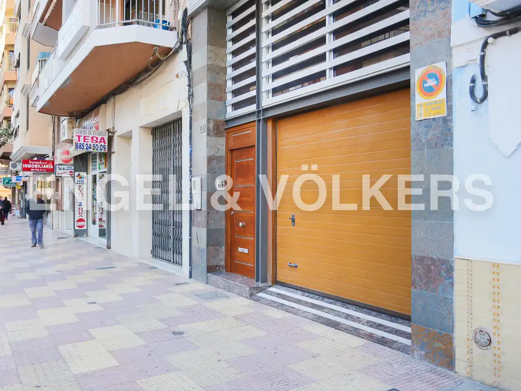 Vista exterior de Casa o chalet en venta en Cullera con Calefacción, Terraza y Jacuzzi