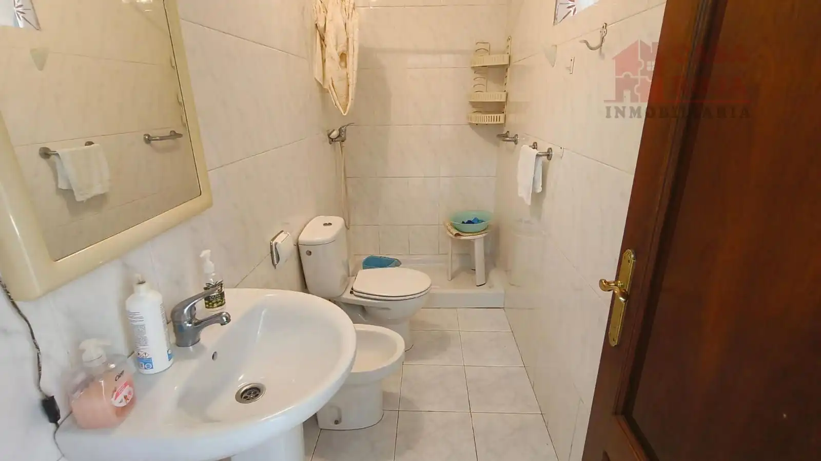 Bathroom of Houses for sale in Moaña  with Terrace, Storage room and Furnished