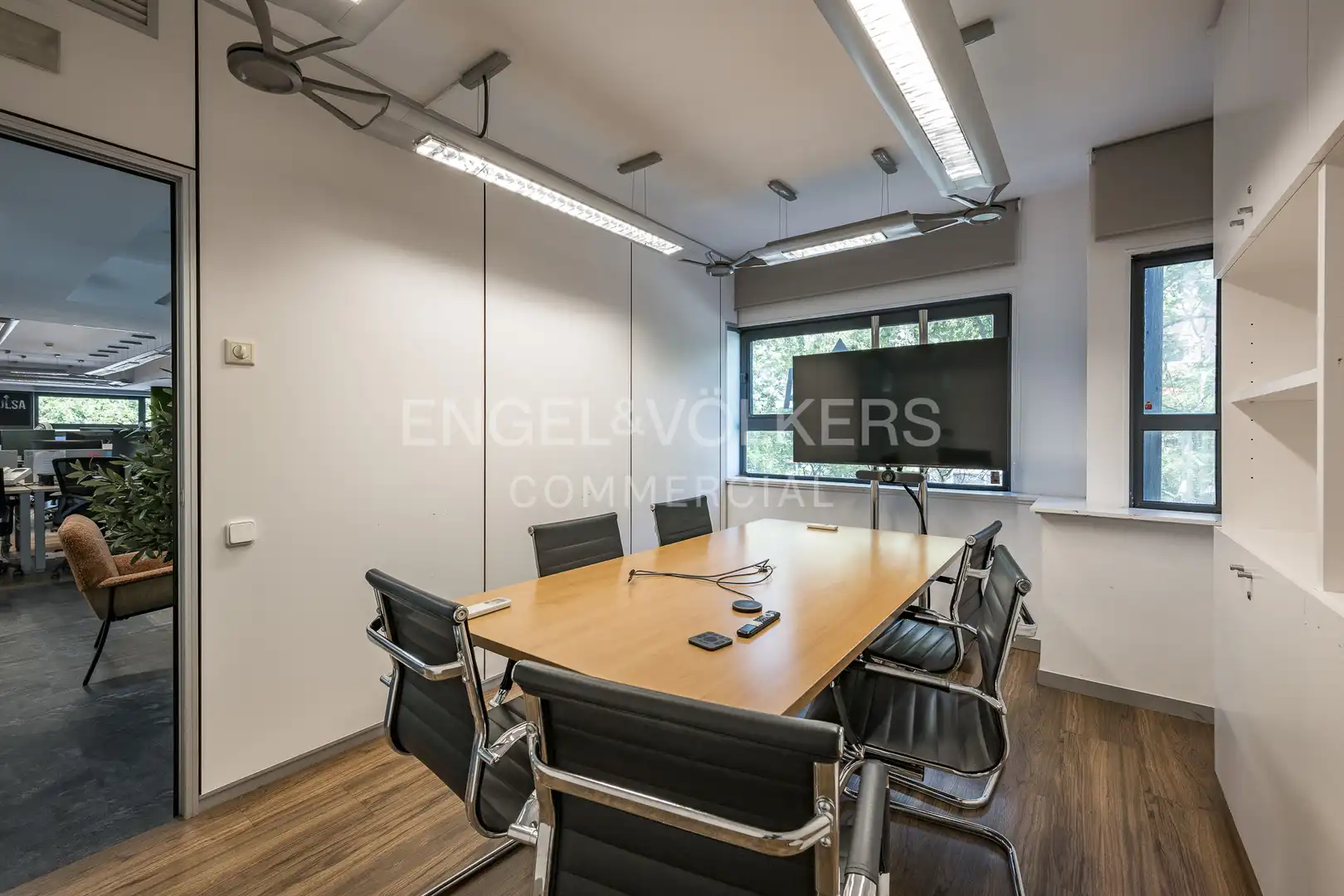 Büro zur Miete in Barcelona mit Klimaanlage, Heizung und Möbliert