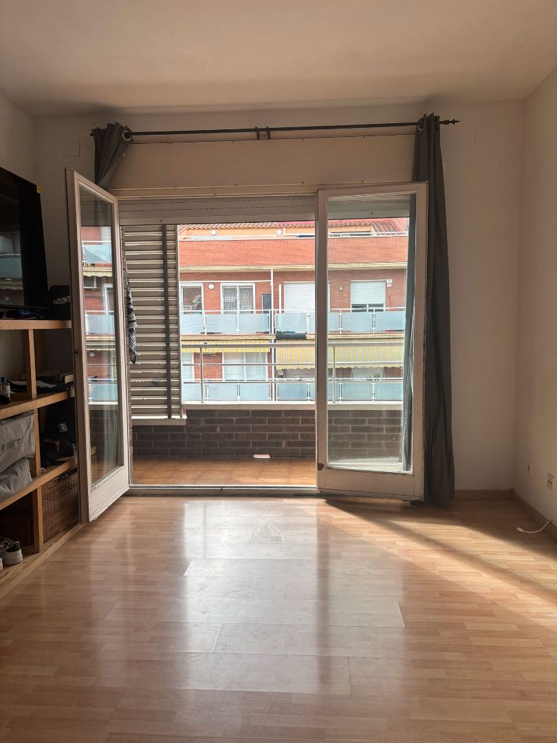 Bedroom of Flat for sale in Rubí  with Air Conditioner, Furnished and Balcony