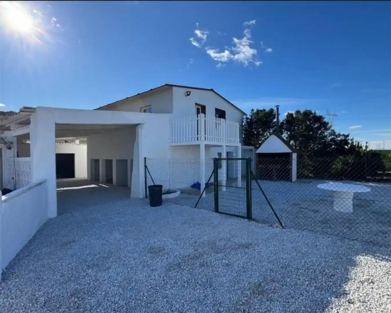 Vista exterior de Finca rústica en venda en Granja de Rocamora amb Aire condicionat, Piscina i Balcó