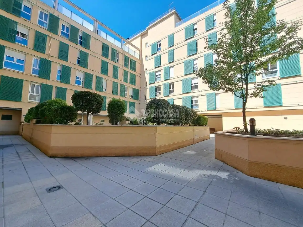 Exterior view of Flat for sale in Parla  with Air Conditioner, Heating and Parquet flooring