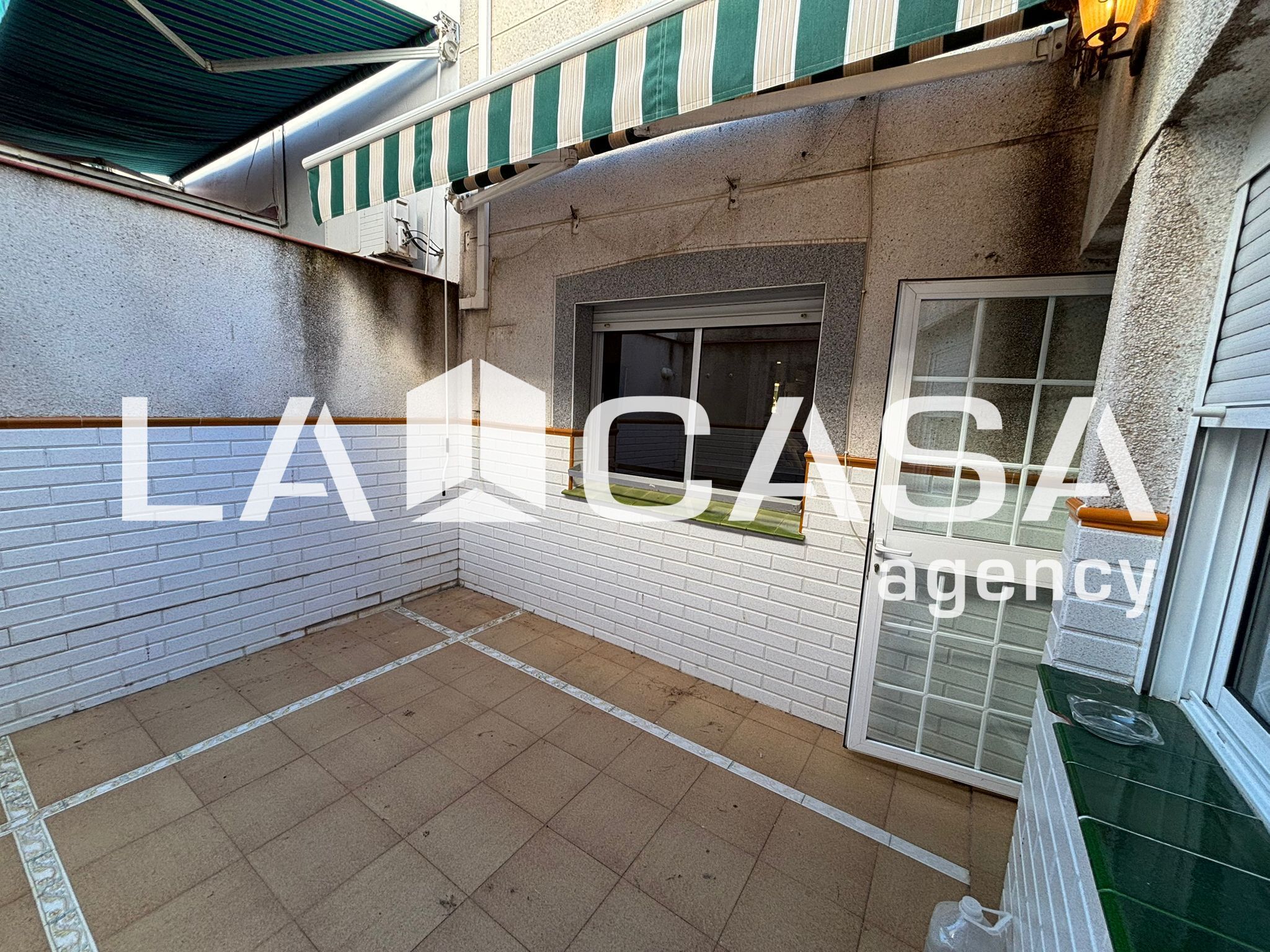Terrace of Single-family semi-detached for sale in Montequinto  with Air Conditioner and Terrace