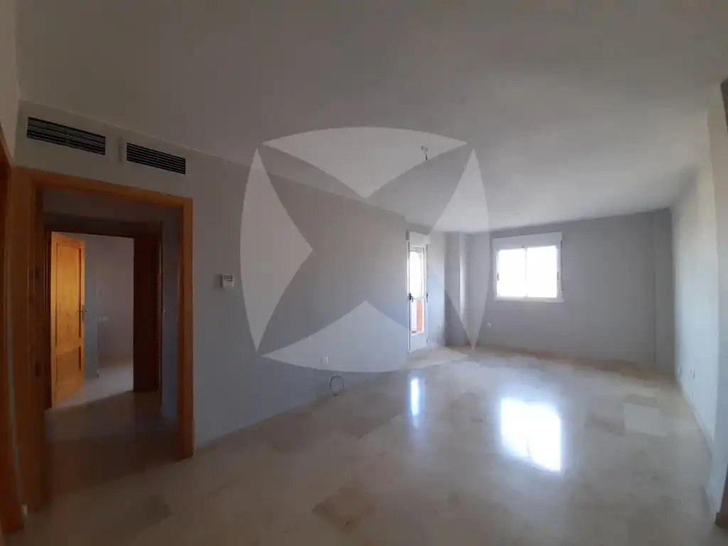 Sala d'estar de Àtic de lloguer en Badajoz amb Aire condicionat i Terrassa
