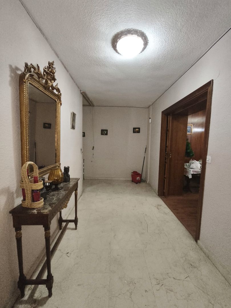 Flat for sale in  Granada Capital  with Heating, Terrace and Furnished