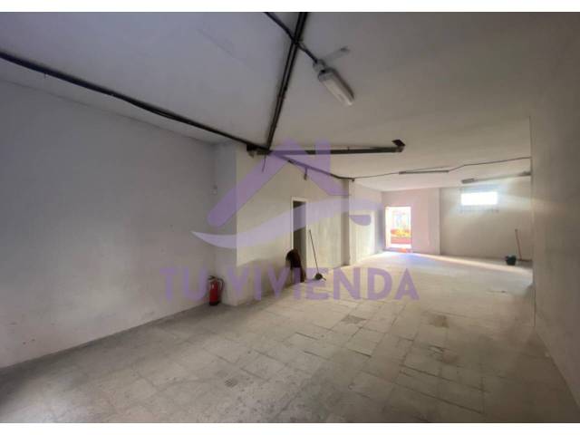 Local comercial en Alquiler en Calle Mariano José de Larra en Delicias