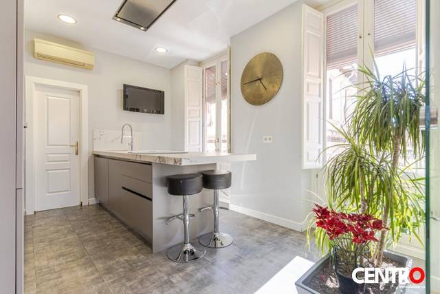 Piso en Venta en Príncipe en Centro - Sagrario