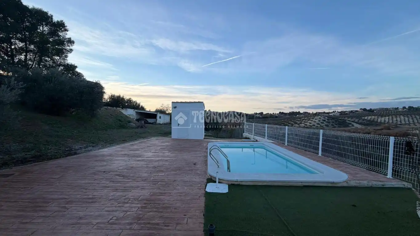 Piscina de Finca rústica en venta en Jaén con Trastero