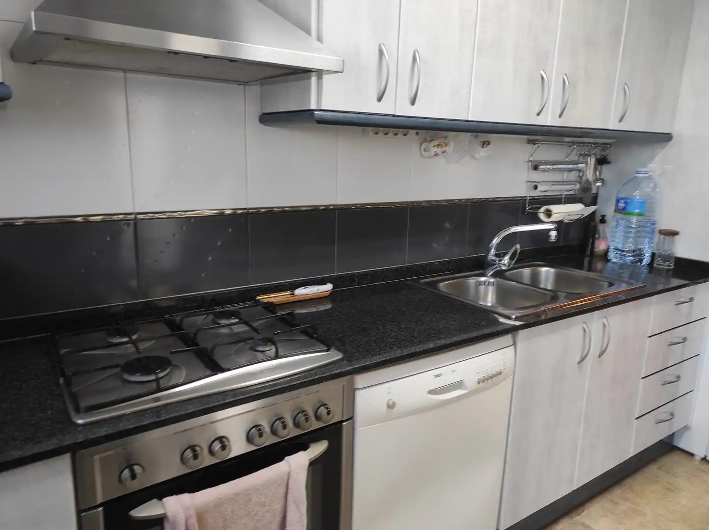 Cocina de Piso en venta en Vilafranca del Penedès con Calefacción y Trastero