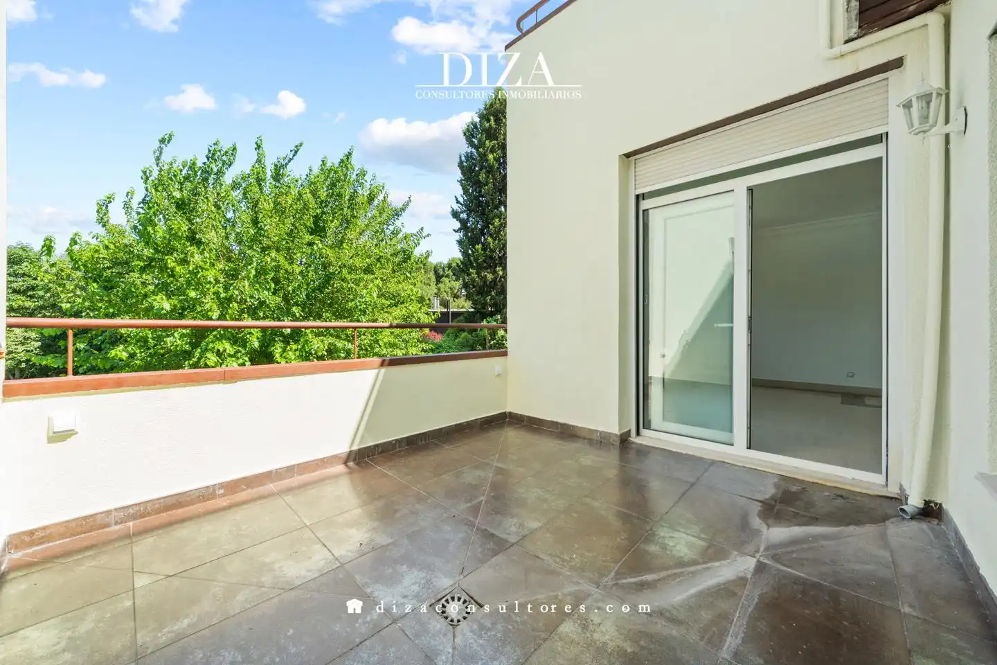 Terrace of Houses for rent in Madrid  with Air Conditioner, Heating and Private garden