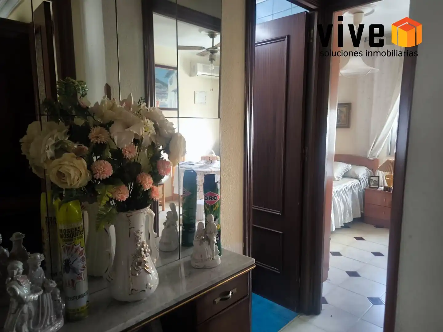 Bedroom of Flat for sale in Sevilla  with Air Conditioner, Terrace and Furnished