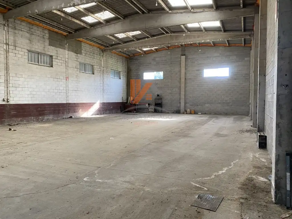 Nave industrial de alquiler en Lugar O Burgo, O Pino