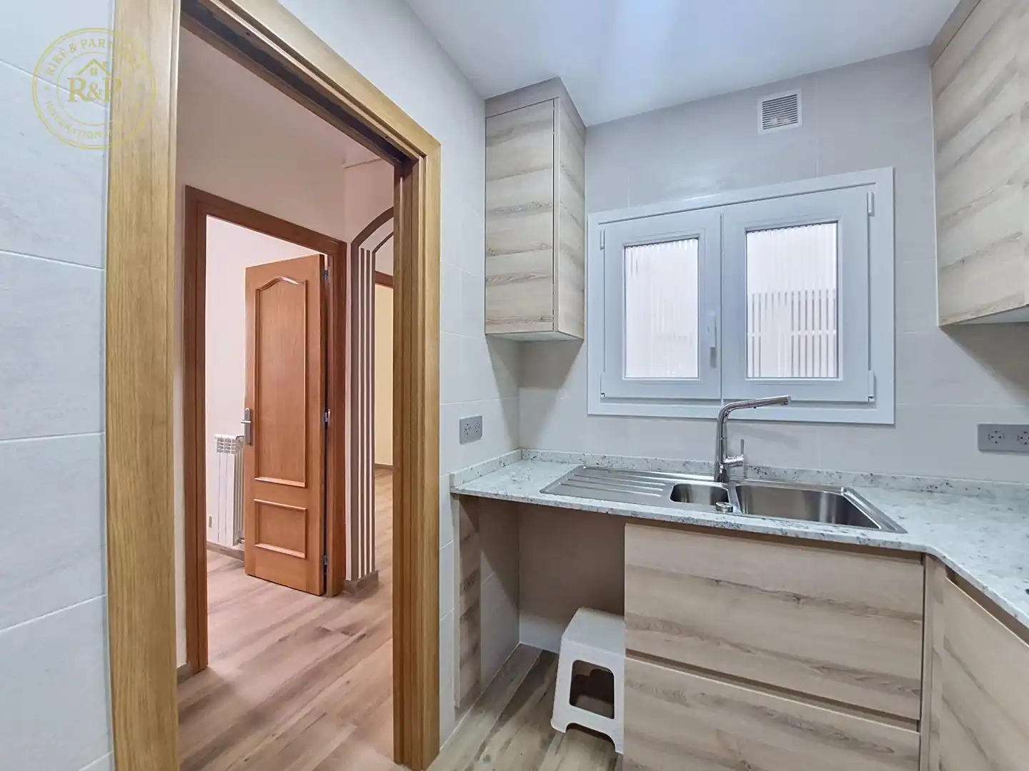 Cocina de Piso en venta en Barcelona con Aire acondicionado