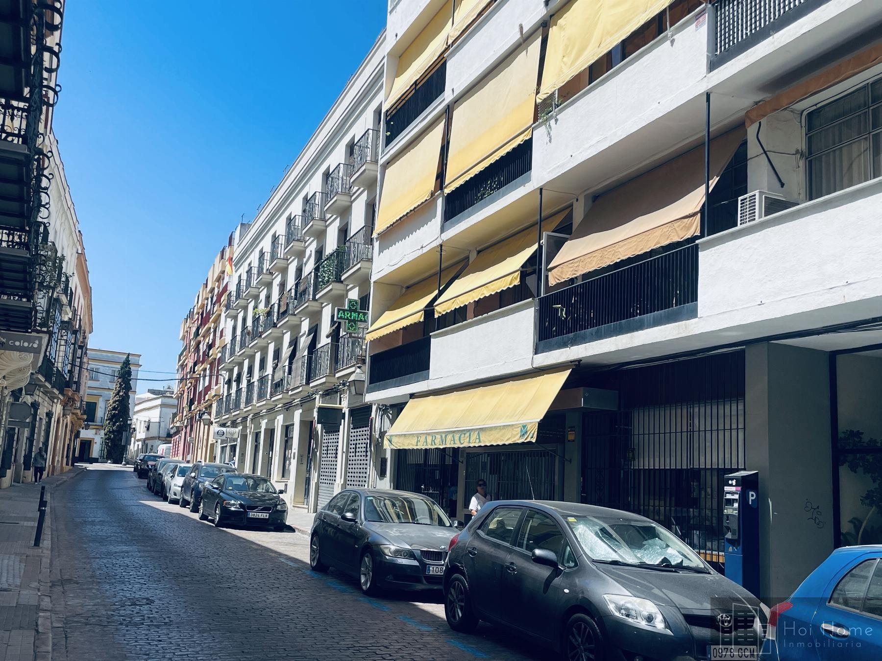 Vista exterior de Pis en venda en Jerez de la Frontera amb Moblat