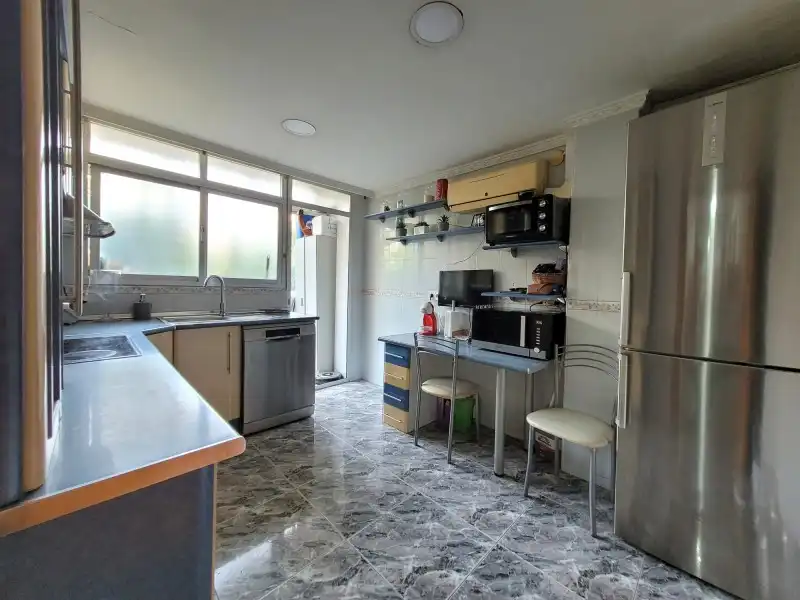 Cocina de Piso en venta en Bailén - Miraflores