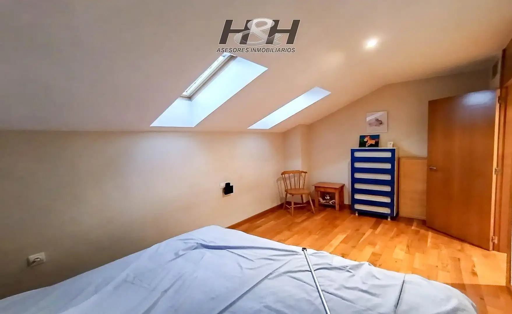 Habitación de Casa o chalet en venta en Burjassot con Aire acondicionado, Calefacción y Trastero