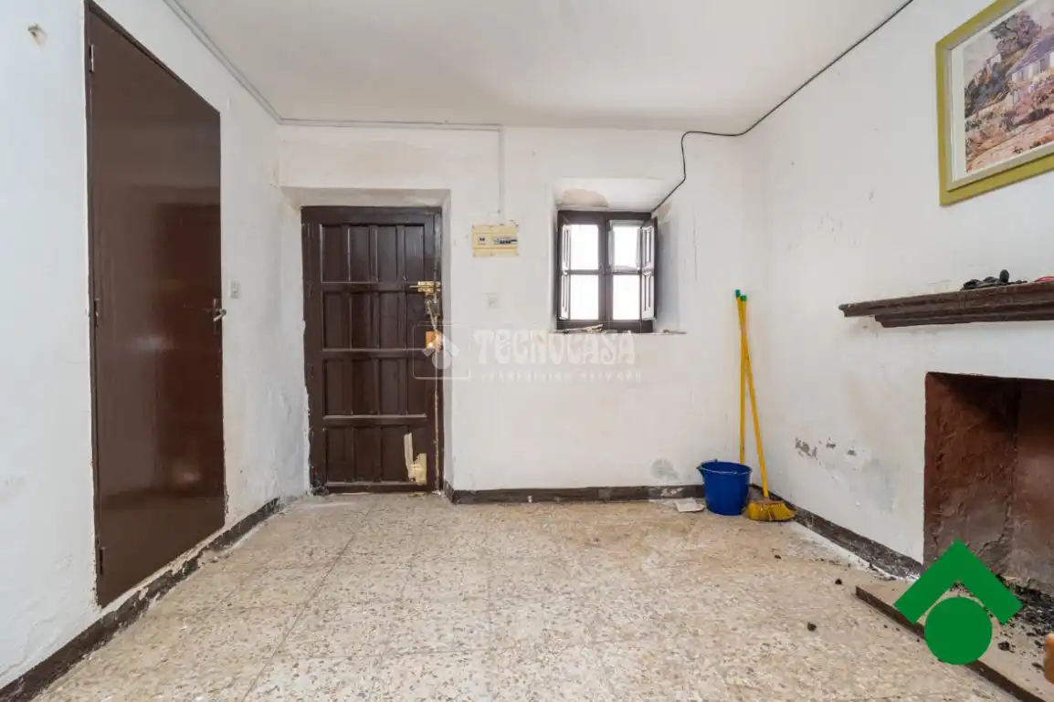 Casa adosada en venta en Íllora