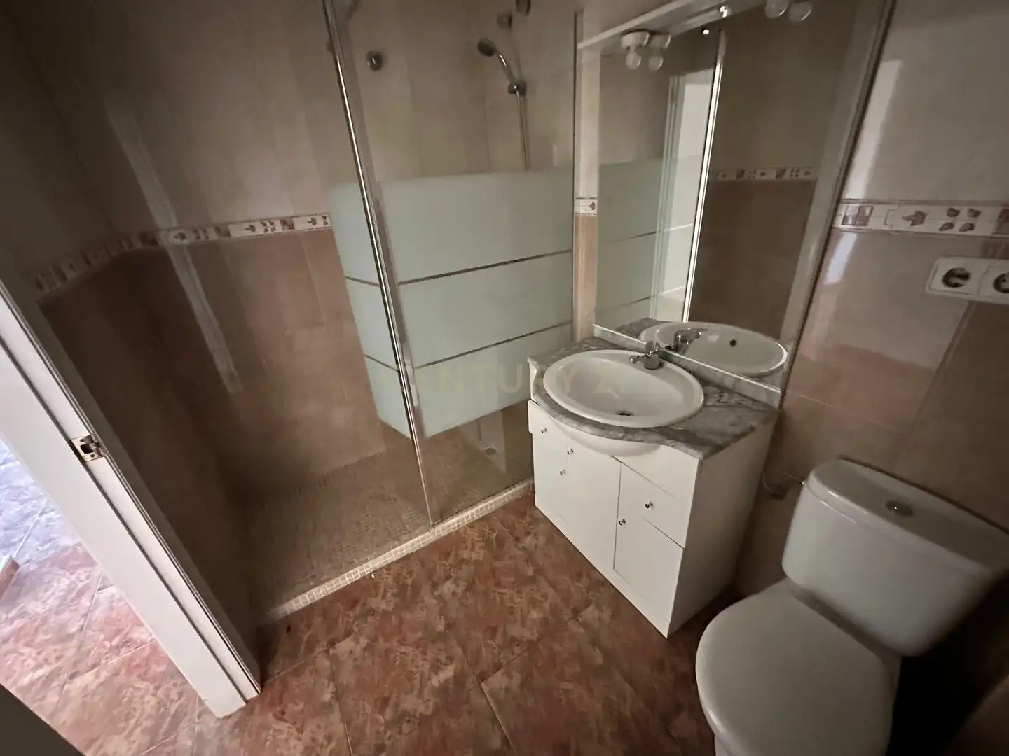 Baño de Casa adosada en venta en Orihuela con Aire acondicionado y Piscina comunitaria
